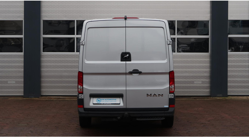 Krovininis mikroautobusas MAN TGE 3.180 4x4 AUT/ CAMERA/ ACC/ AIRCO/ TREKHAAK: foto 20 Krovininis mikroautobusas MAN TGE 3.180 4x4 AUT/ CAMERA/ ACC/ AIRCO/ TREKHAAK: foto 20