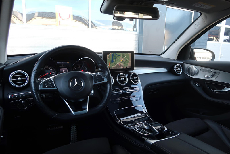 Mercedes-Benz GLC 350 d 4MATIC Premium Plus AMG/ PANO/ AIRM/ MEMORY/ 360/ BURMESTER/ ACC/ TREKHAAK - Visureigis: foto 2 Mercedes-Benz GLC 350 d 4MATIC Premium Plus AMG/ PANO/ AIRM/ MEMORY/ 360/ BURMESTER/ ACC/ TREKHAAK - Visureigis: foto 2