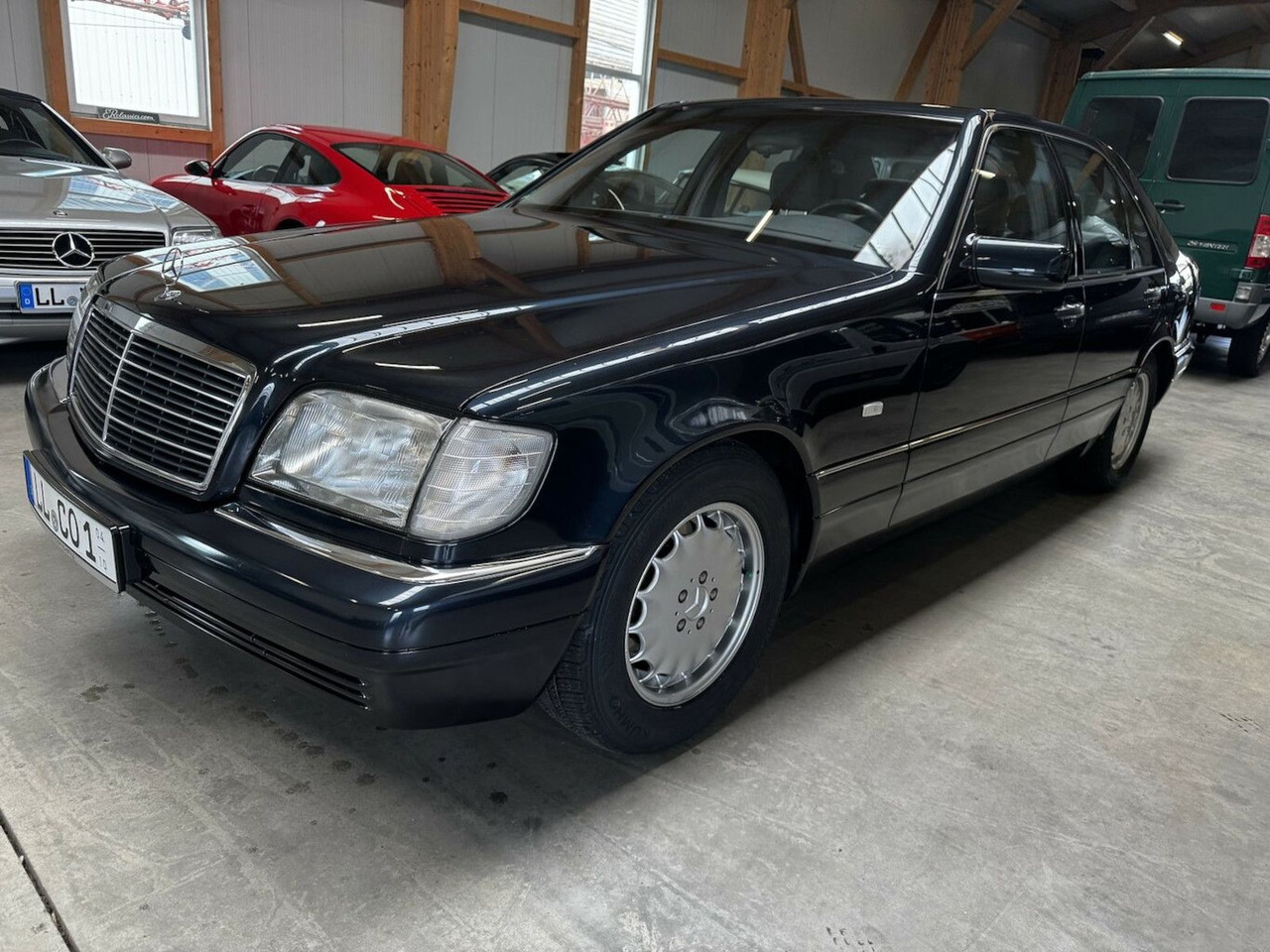 Mercedes-Benz S 320 W 140 2. Hand Scheckheft Mercedes - Sedanas: foto 1 Mercedes-Benz S 320 W 140 2. Hand Scheckheft Mercedes - Sedanas: foto 1