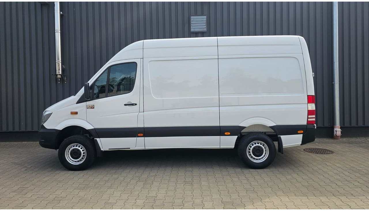 Mercedes-Benz Sprinter 319 CDI 4x4 3.0 V6 Untersetzung 1a! - Krovininis mikroautobusas: foto 5 Mercedes-Benz Sprinter 319 CDI 4x4 3.0 V6 Untersetzung 1a! - Krovininis mikroautobusas: foto 5