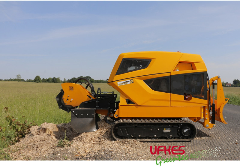 Predator 56 RX Stump grinder - Kelmų smulkintuvas: foto 1 Predator 56 RX Stump grinder - Kelmų smulkintuvas: foto 1
