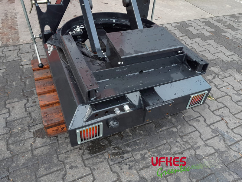 TP 200 driepuntsbok draaibaar - Medienos smulkintuvas: foto 4 TP 200 driepuntsbok draaibaar - Medienos smulkintuvas: foto 4