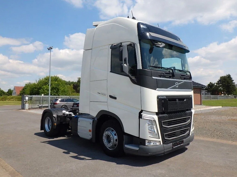 Volvo FH 500 Globetrotter XL | Leasing - Vilkikas: foto 2 Volvo FH 500 Globetrotter XL | Leasing - Vilkikas: foto 2
