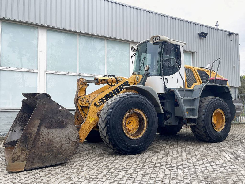 Liebherr L550 - Ratinis krautuvas: foto 1 Liebherr L550 - Ratinis krautuvas: foto 1