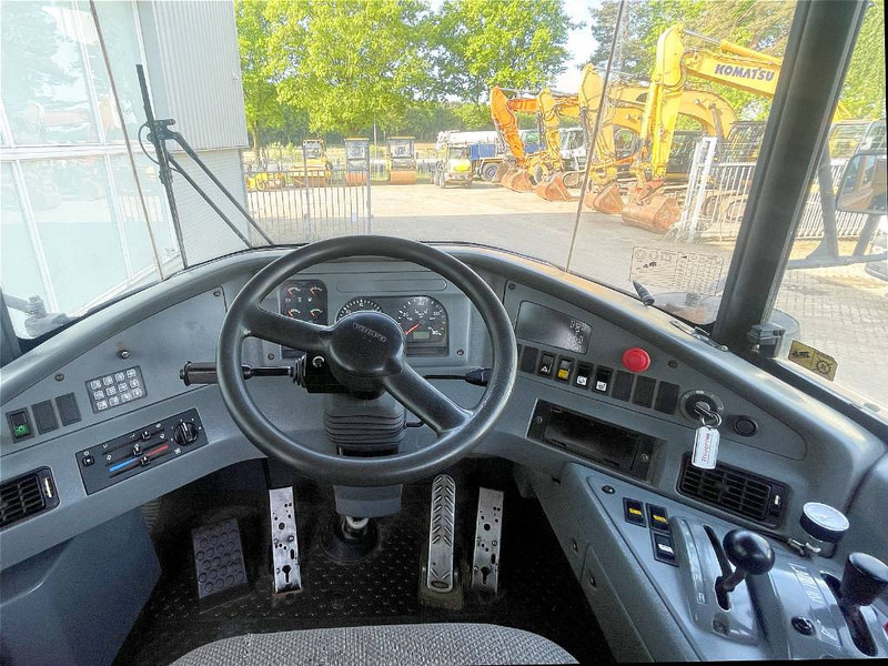 Šarnyrinis savivartis Volvo A25E: foto 11