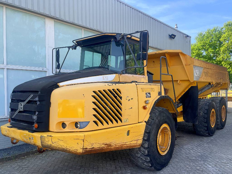 Volvo A25E - Šarnyrinis savivartis: foto 4 Volvo A25E - Šarnyrinis savivartis: foto 4
