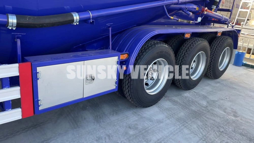 SUNSKY bulk cement trailer - Puspriekabė cisterna: foto 3 SUNSKY bulk cement trailer - Puspriekabė cisterna: foto 3