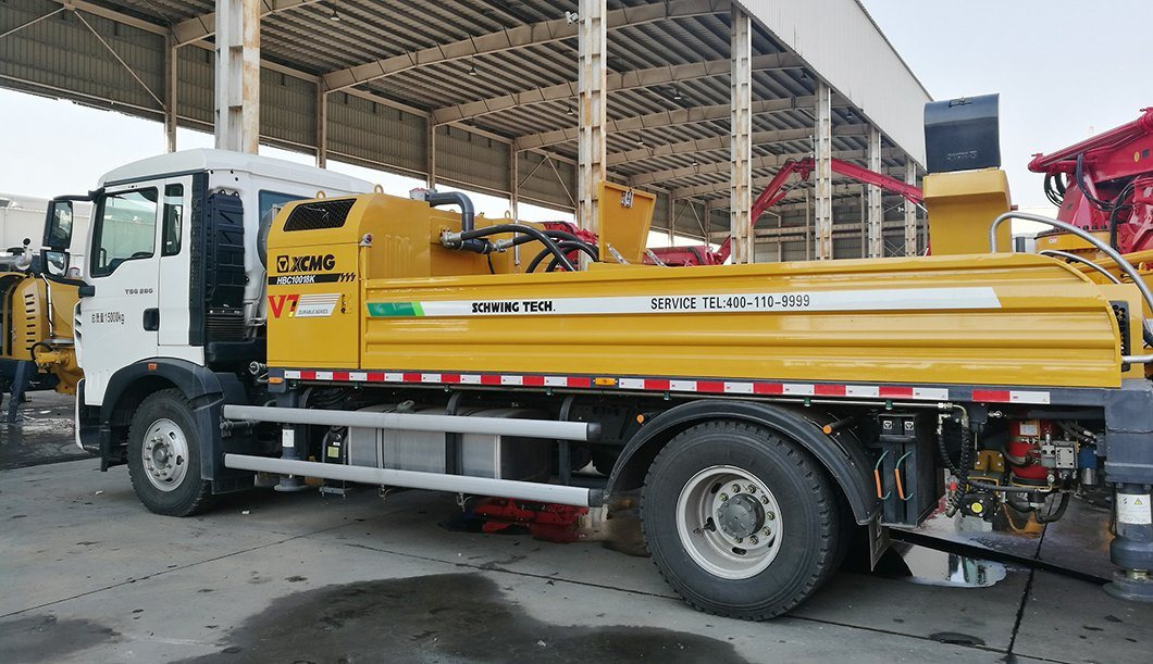XCMG 2020 Year Concrete Pump Truck Hbc10022V Used Truck Mounted Concrete Pump Price - Betono siurblys: foto 4 XCMG 2020 Year Concrete Pump Truck Hbc10022V Used Truck Mounted Concrete Pump Price - Betono siurblys: foto 4