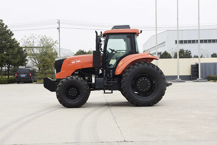 XCMG Factory KAT1204 Farm Tractor 4x4 Agriculture Machinery Tractors for Sale Price - Traktorius: foto 3 XCMG Factory KAT1204 Farm Tractor 4x4 Agriculture Machinery Tractors for Sale Price - Traktorius: foto 3