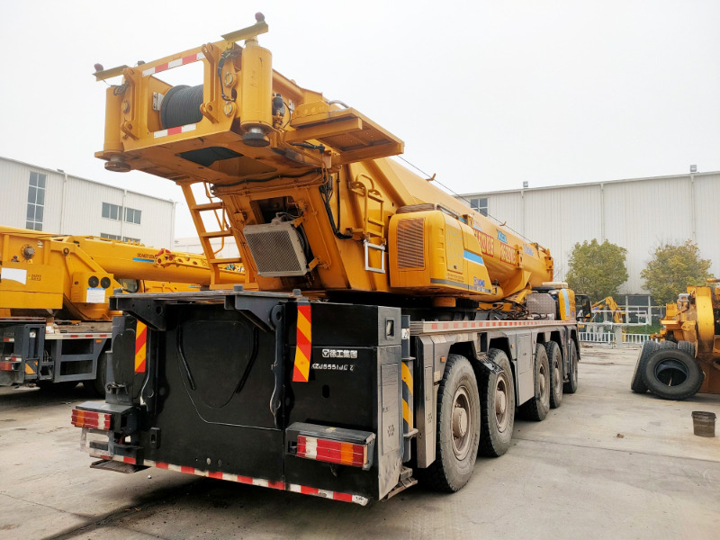 XCMG Official 130t Second Hand All Terrain Mobile Crane XCA130L8C Hydraulic Arm Crane Price List - Visureigis kranas: foto 3 XCMG Official 130t Second Hand All Terrain Mobile Crane XCA130L8C Hydraulic Arm Crane Price List - Visureigis kranas: foto 3