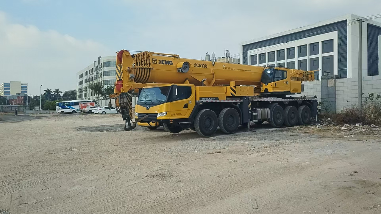 XCMG Official 2024 Year Second Hand Hydraulic Crane XCA130L8_2 130T Mobile All Terrain Crane For Sale - Visureigis kranas: foto 3 XCMG Official 2024 Year Second Hand Hydraulic Crane XCA130L8_2 130T Mobile All Terrain Crane For Sale - Visureigis kranas: foto 3
