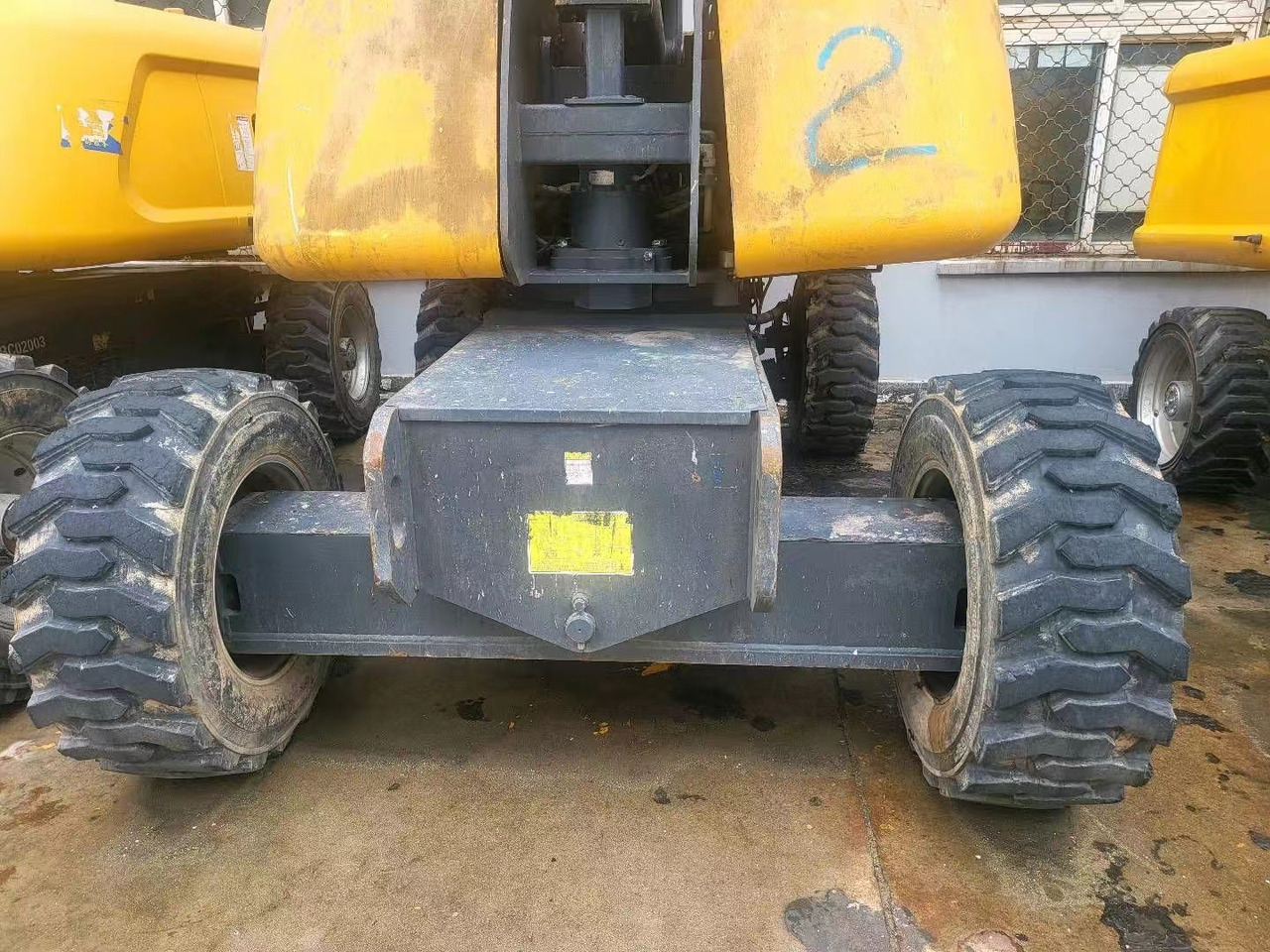 XCMG Official Cherry Picker Boom Lift GTBZ26S 26m Straight Arm Lift Aerial Work Platform Price - Teleskopinis keltuvas: foto 4 XCMG Official Cherry Picker Boom Lift GTBZ26S 26m Straight Arm Lift Aerial Work Platform Price - Teleskopinis keltuvas: foto 4