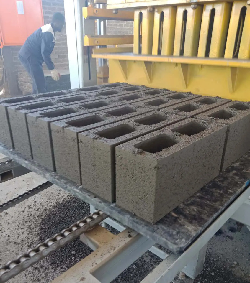 XCMG Official MM8-15 Block Making Machine for Make Clay Brick - Vibropresas: foto 3 XCMG Official MM8-15 Block Making Machine for Make Clay Brick - Vibropresas: foto 3