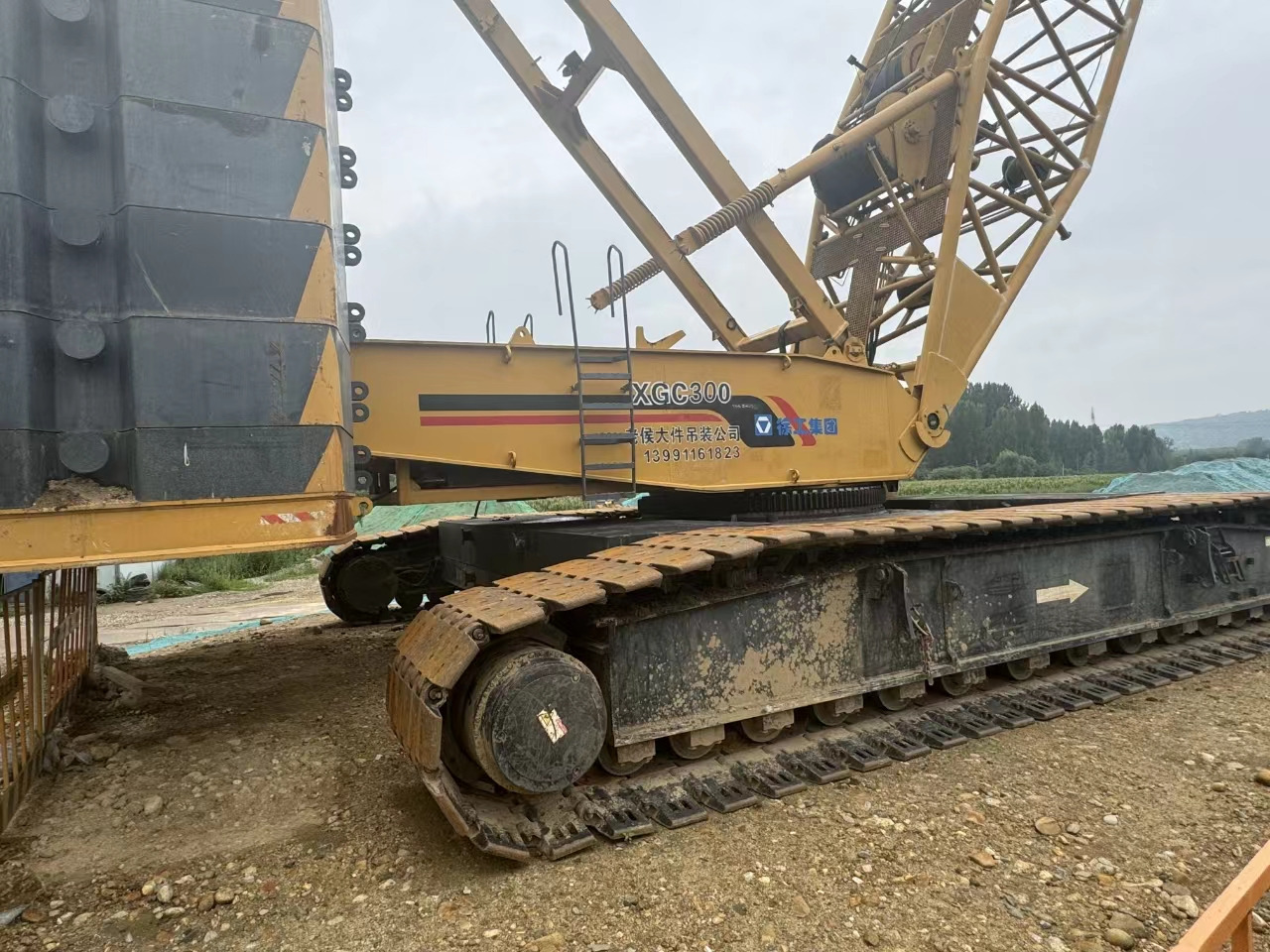Vikšrinis kranas XCMG Official Second Hand Crawler Crane Lifting Equipment Mobile XGC300 300 Ton Crane Price: foto 8