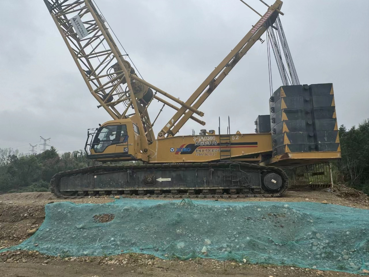 Vikšrinis kranas XCMG Official Second Hand Crawler Crane Lifting Equipment Mobile XGC300 300 Ton Crane Price: foto 7