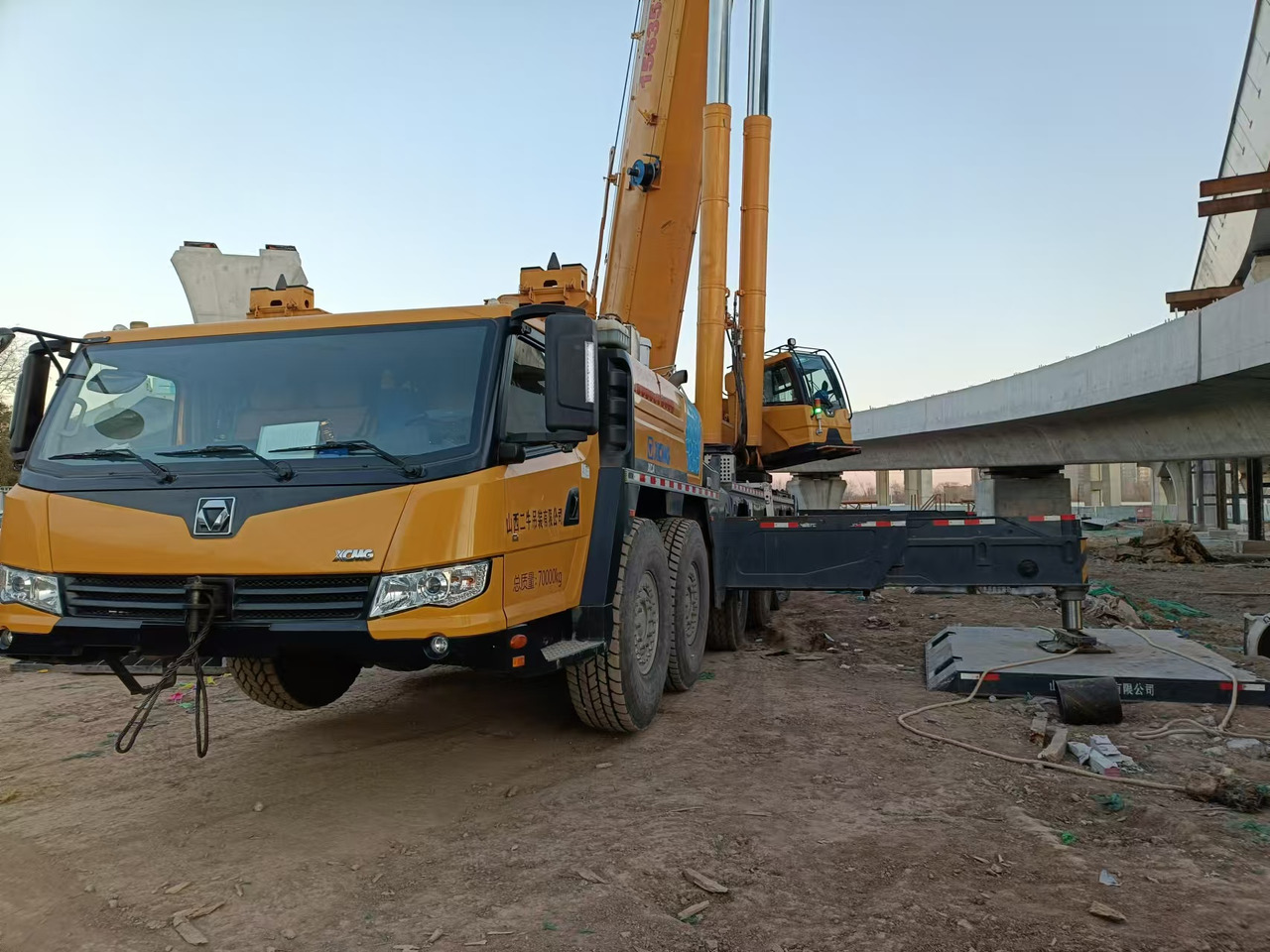 XCMG Official Used 460t All Terrain Crane XCA460 Hydraulic Truck Crane Hot Sale - Visureigis kranas: foto 3 XCMG Official Used 460t All Terrain Crane XCA460 Hydraulic Truck Crane Hot Sale - Visureigis kranas: foto 3