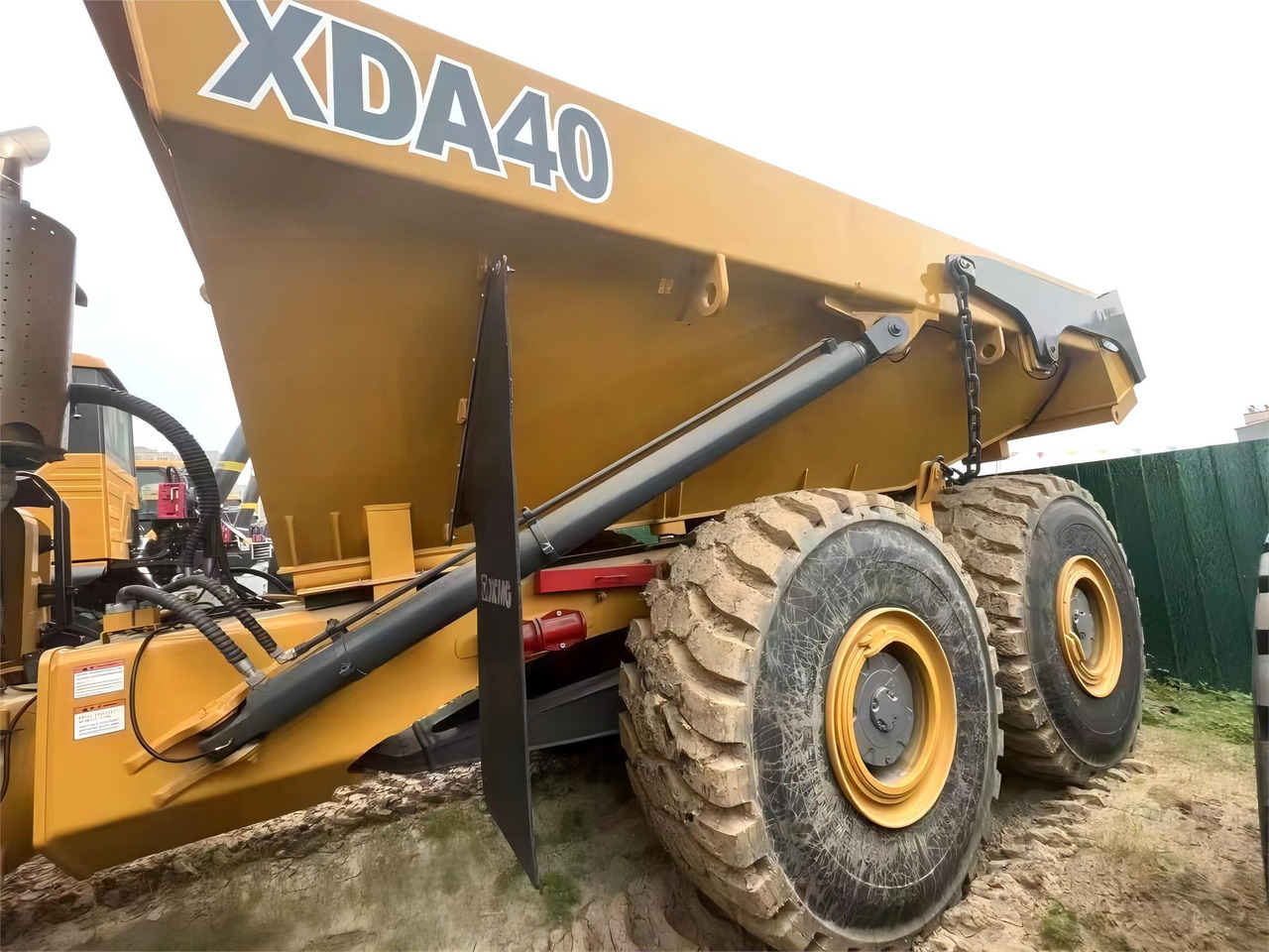 XCMG Official Xda40 2018 Year Used 40 Ton Second Hand Mining Dump Tipper Truck - Šarnyrinis savivartis: foto 3 XCMG Official Xda40 2018 Year Used 40 Ton Second Hand Mining Dump Tipper Truck - Šarnyrinis savivartis: foto 3