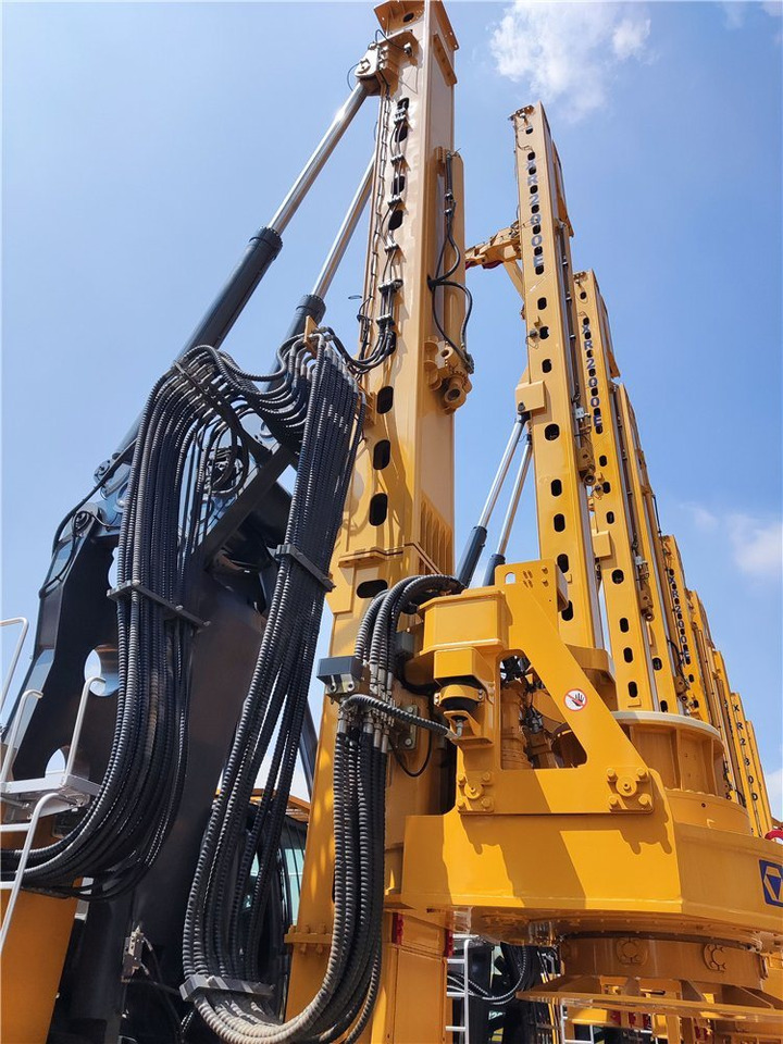 XCMG Official Xr280e Hydraulic Rotary Table Drill Rig Used Drilling Rig Machine for Sale - Gręžimo mašina: foto 3 XCMG Official Xr280e Hydraulic Rotary Table Drill Rig Used Drilling Rig Machine for Sale - Gręžimo mašina: foto 3
