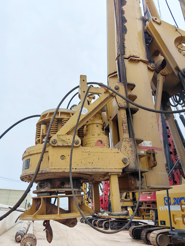XCMG Offiical Used Rotary Drilling Rigs Drilling Machine XR220D Pile Drilling Rig For Sale - Gręžimo mašina: foto 5 XCMG Offiical Used Rotary Drilling Rigs Drilling Machine XR220D Pile Drilling Rig For Sale - Gręžimo mašina: foto 5