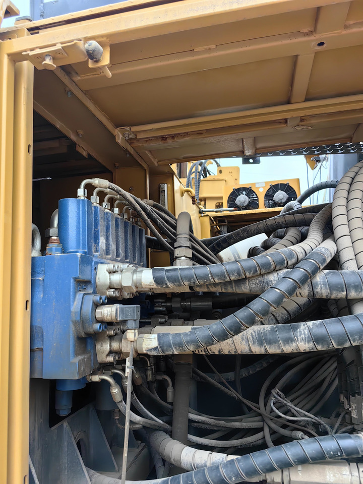 Gręžimo mašina XCMG Offiical Used Rotary Drilling Rigs Drilling Machine XR220D Pile Drilling Rig For Sale: foto 7 Gręžimo mašina XCMG Offiical Used Rotary Drilling Rigs Drilling Machine XR220D Pile Drilling Rig For Sale: foto 7