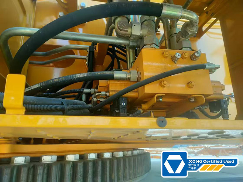 XCMG QY180K5C 180ton second hand truck crane for sale - Autokranas: foto 2 XCMG QY180K5C 180ton second hand truck crane for sale - Autokranas: foto 2