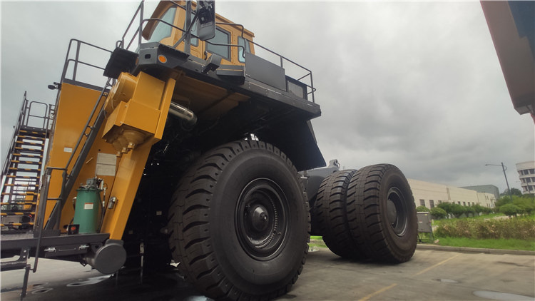 XCMG Used Mining Dump Truck Xde260 Used 4X2 electric Drive Rigid Dump Truck Price - Karjerinis savivartis: foto 4 XCMG Used Mining Dump Truck Xde260 Used 4X2 electric Drive Rigid Dump Truck Price - Karjerinis savivartis: foto 4