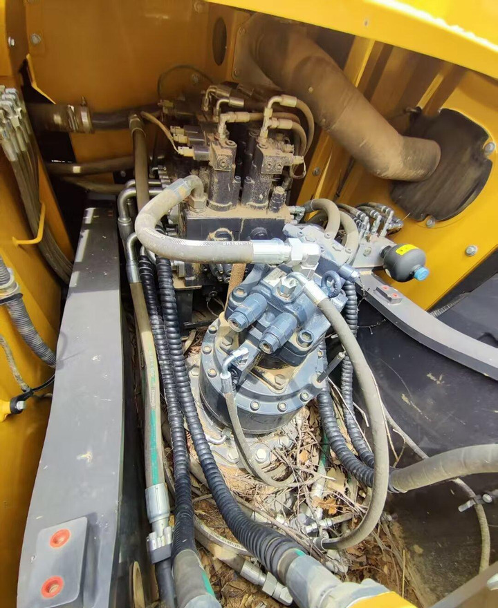 Vikšrinis ekskavatorius XCMG XE200GH medium 20ton crawler excavator used: foto 8