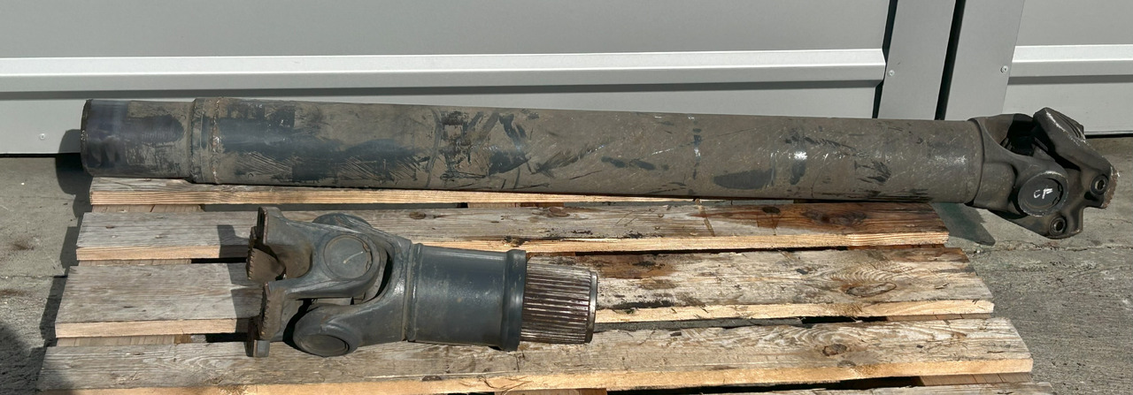 DAF CF EURO 6 440 DRIVE SHAFT LENGTH 1640 MM - Kardanas: foto 1 DAF CF EURO 6 440 DRIVE SHAFT LENGTH 1640 MM - Kardanas: foto 1