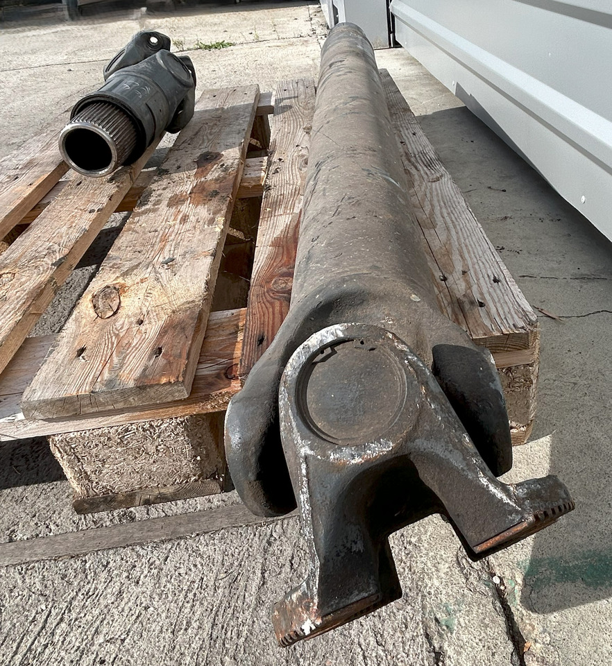 DAF CF EURO 6 440 DRIVE SHAFT LENGTH 1640 MM - Kardanas: foto 3 DAF CF EURO 6 440 DRIVE SHAFT LENGTH 1640 MM - Kardanas: foto 3