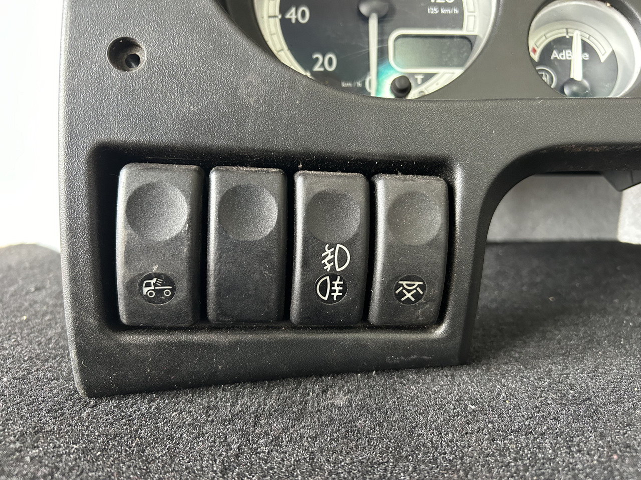DAF COUNTER DAF XF 105 1789469 - Prietaisų skydas: foto 2 DAF COUNTER DAF XF 105 1789469 - Prietaisų skydas: foto 2