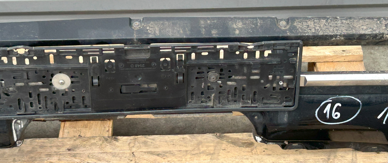 DAF XF 106 480 FRONT BUMPER WITH HALOGENS - Bamperis: foto 3 DAF XF 106 480 FRONT BUMPER WITH HALOGENS - Bamperis: foto 3