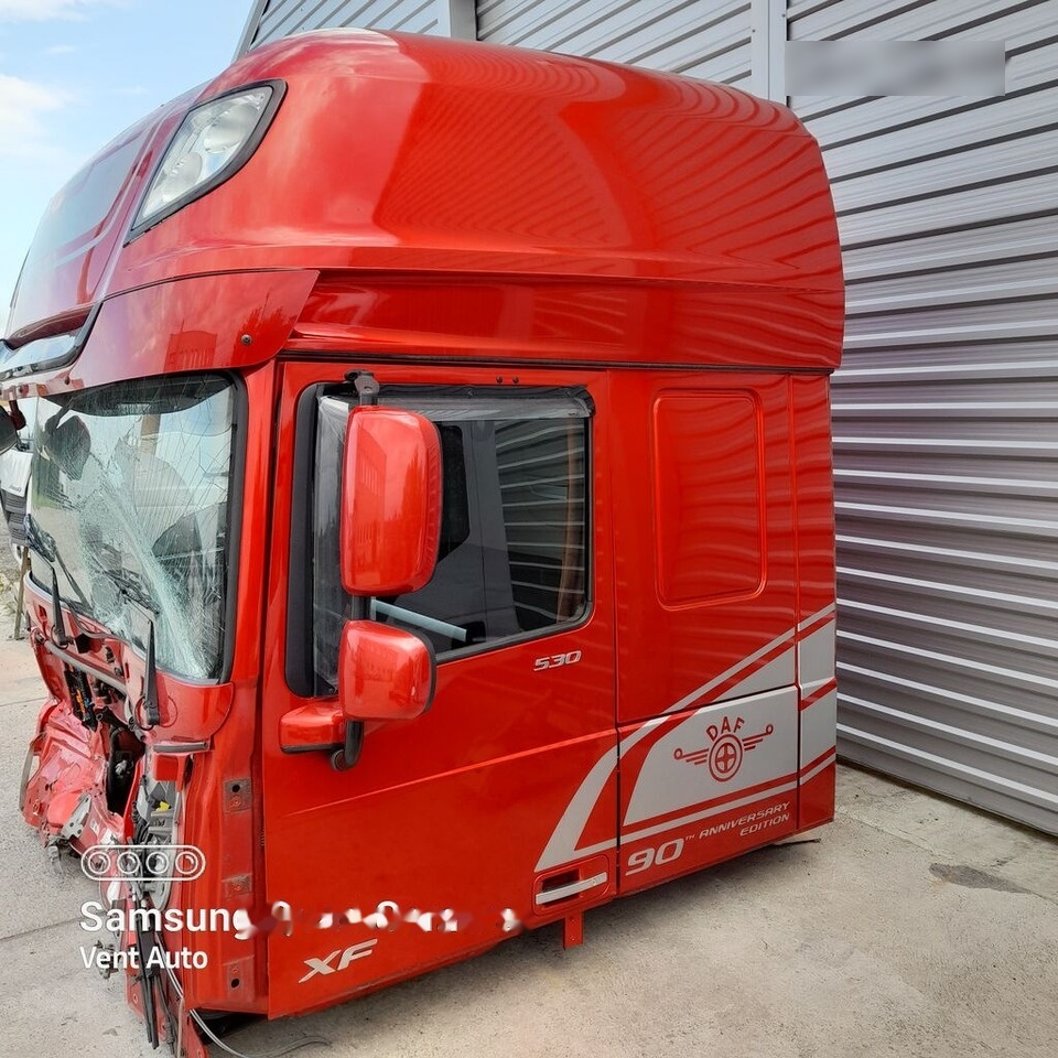 DAF XF 106 SUPER SPACE CAB LIFT FAHRERHAUS CABINE truck - Kabina - Sunkvežimis: foto 2 DAF XF 106 SUPER SPACE CAB LIFT FAHRERHAUS CABINE truck - Kabina - Sunkvežimis: foto 2