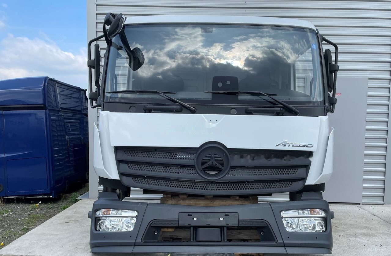 FRONT BUMPER COMPLETE EXTRA COST 700EU Mercedes-Benz ATEGO Euro 6 Mercedes-Benz 1523 L, 1524 L, 1527 L, 1530 - Kabina - Sunkvežimis: foto 1 FRONT BUMPER COMPLETE EXTRA COST 700EU Mercedes-Benz ATEGO Euro 6 Mercedes-Benz 1523 L, 1524 L, 1527 L, 1530 - Kabina - Sunkvežimis: foto 1