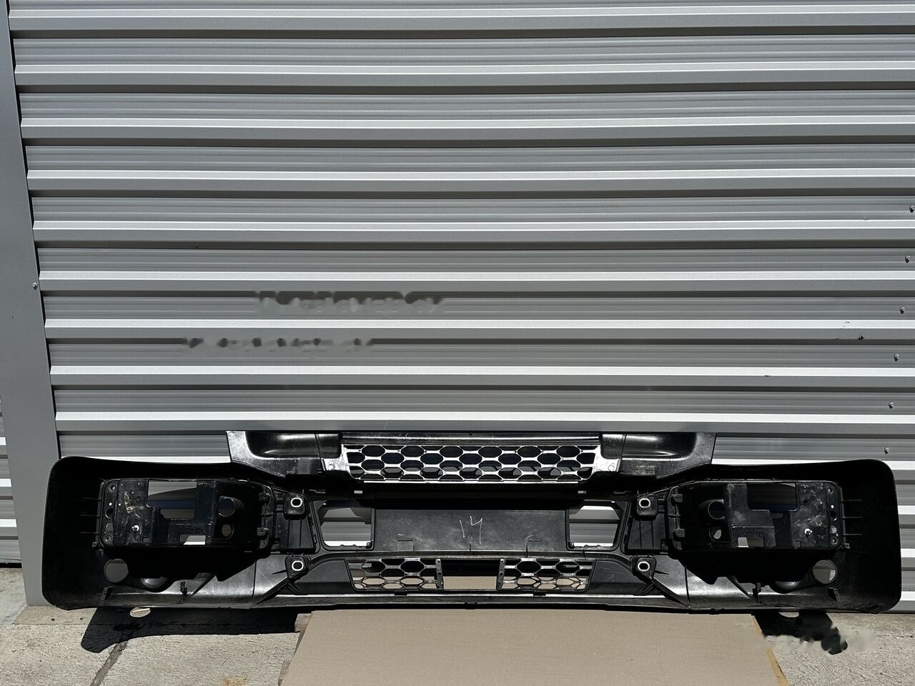 IVECO EUROCARGO 5801696199 IVECO 5801696199 - Bamperis - Sunkvežimis: foto 4 IVECO EUROCARGO 5801696199 IVECO 5801696199 - Bamperis - Sunkvežimis: foto 4
