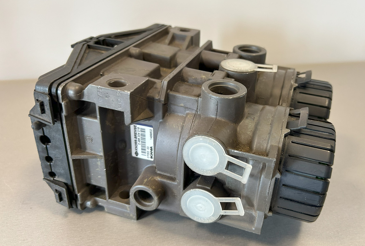 KNORR-BREMSE REAR AXLE EBS MODULATOR SCANIA - Stabdžių vožtuvas: foto 4 KNORR-BREMSE REAR AXLE EBS MODULATOR SCANIA - Stabdžių vožtuvas: foto 4
