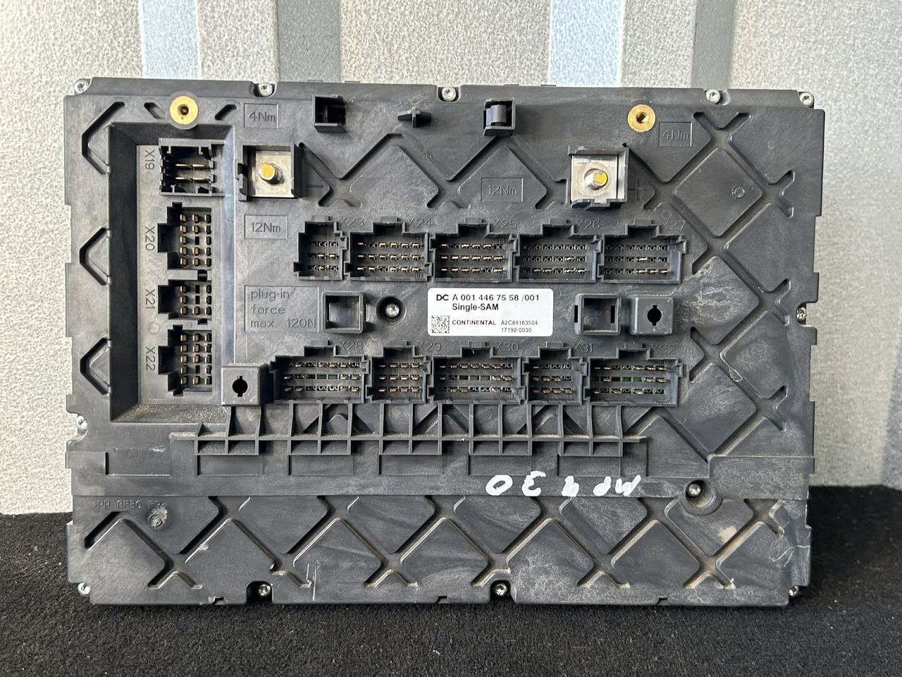 MERCEDES ACTROS MP4 A FUSE MODULE SAM - Saugiklis: foto 2 MERCEDES ACTROS MP4 A FUSE MODULE SAM - Saugiklis: foto 2