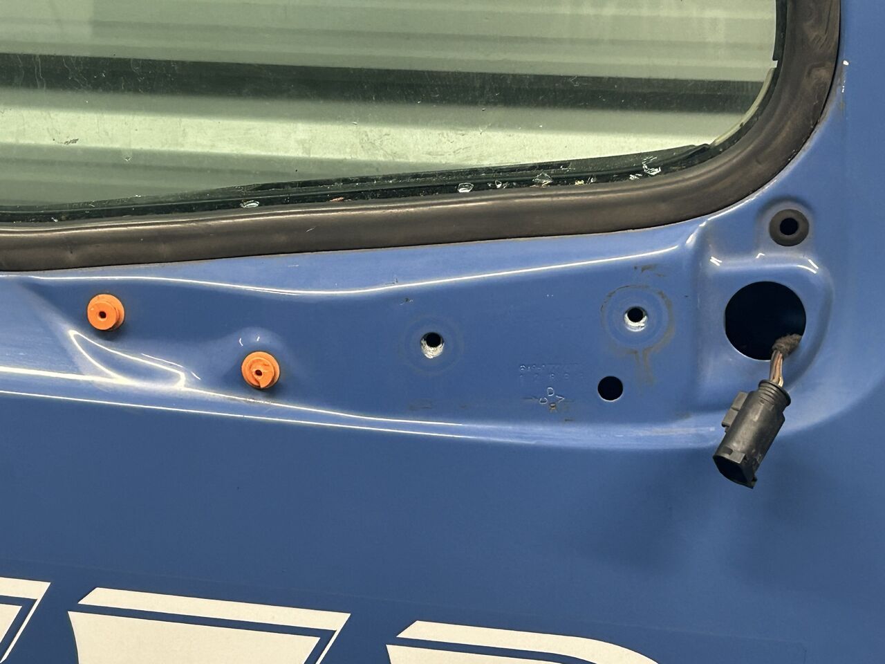 MERCEDES ACTROS MP4 DOOR RIGHT EITH RAMP MIRROR - Durys ir dalys: foto 3 MERCEDES ACTROS MP4 DOOR RIGHT EITH RAMP MIRROR - Durys ir dalys: foto 3