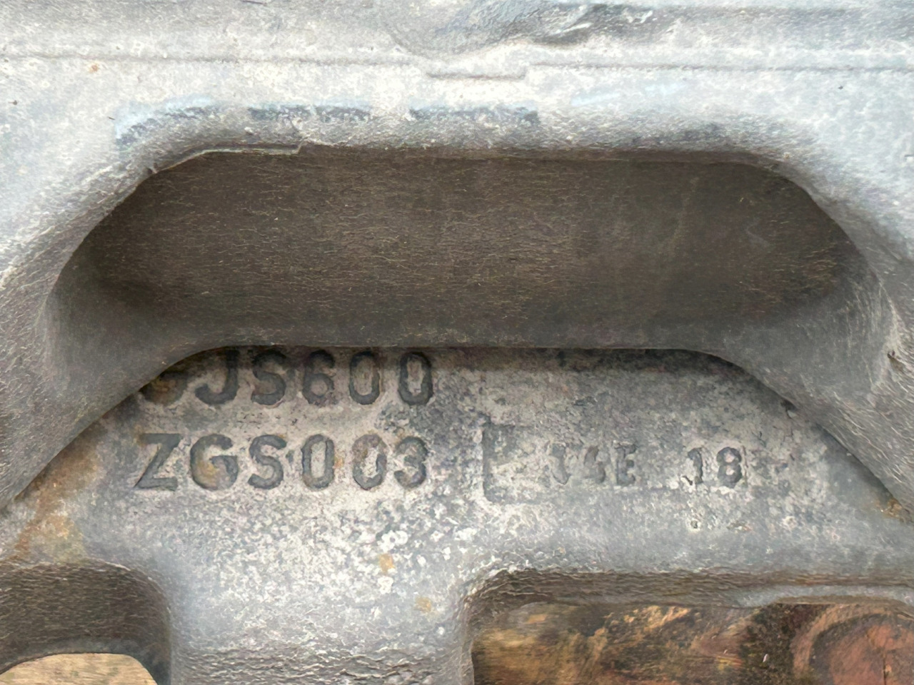 MERCEDES ACTROS MP4 TRAILING AXLE - Galinė ašis: foto 3 MERCEDES ACTROS MP4 TRAILING AXLE - Galinė ašis: foto 3