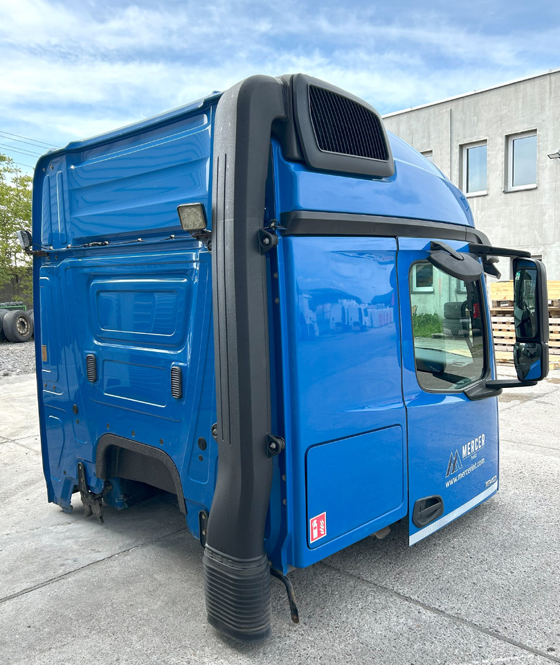 MERCEDES AROCS MP4 L STREAM SPACE 2.30M , tunnel 170 mm - Kabina: foto 4 MERCEDES AROCS MP4 L STREAM SPACE 2.30M , tunnel 170 mm - Kabina: foto 4