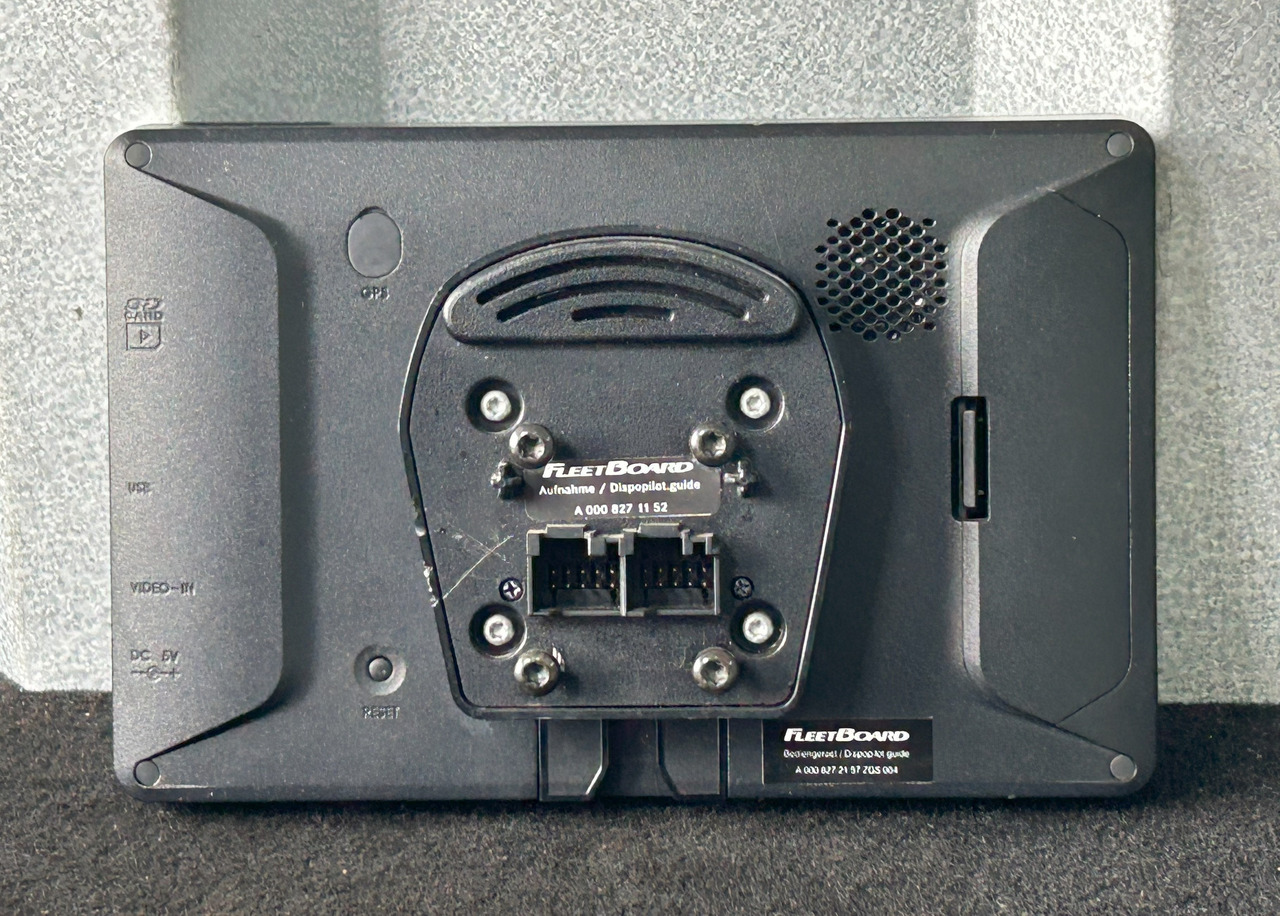 MERCEDES-BENZ ACTROS MP4 FLEETBOARD DISPLAY SCREEN WITH BRACKET - Navigacijos sistema: foto 2 MERCEDES-BENZ ACTROS MP4 FLEETBOARD DISPLAY SCREEN WITH BRACKET - Navigacijos sistema: foto 2