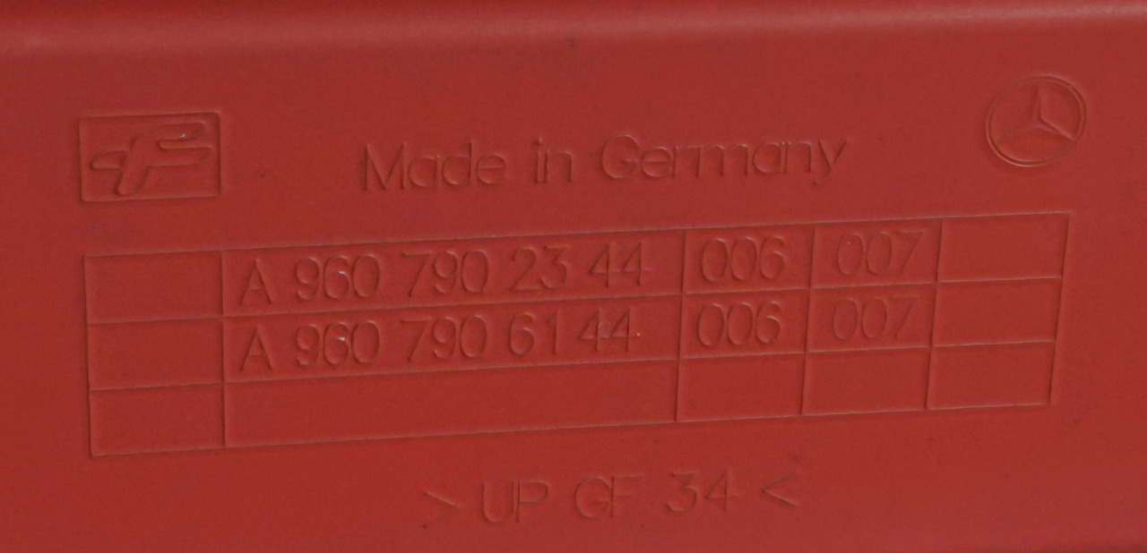 MERCEDES-BENZ ACTROS MP4 SPOILER - Aerodinamika/ Spoileris - Sunkvežimis: foto 5 MERCEDES-BENZ ACTROS MP4 SPOILER - Aerodinamika/ Spoileris - Sunkvežimis: foto 5