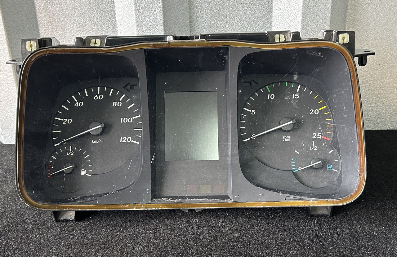 MERCEDES COUNTER ACTROS MP4 A0084466921 - Prietaisų skydas: foto 1 MERCEDES COUNTER ACTROS MP4 A0084466921 - Prietaisų skydas: foto 1