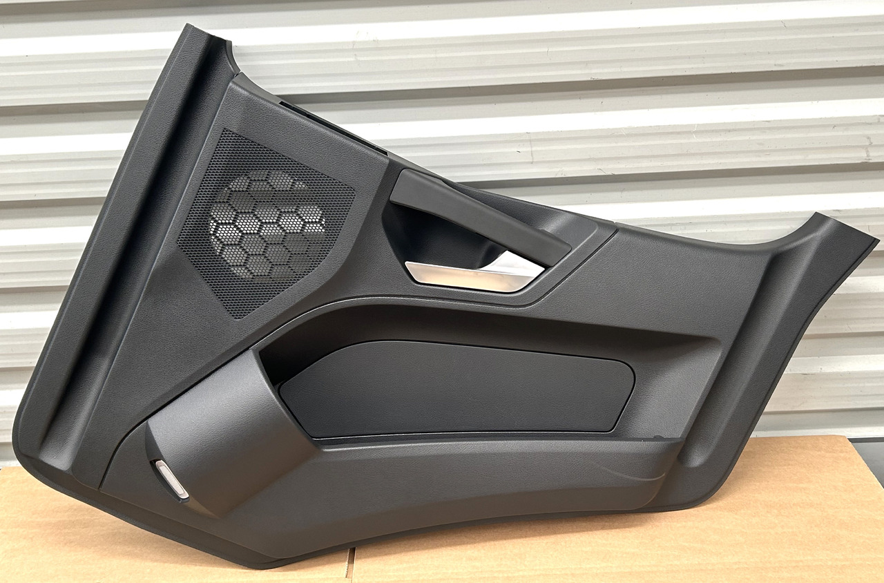 MERCEDES DOOR UPHOLSTERY SIDE RIGHT AROCS ACTROS MP4 MP5 - Durys ir dalys: foto 1 MERCEDES DOOR UPHOLSTERY SIDE RIGHT AROCS ACTROS MP4 MP5 - Durys ir dalys: foto 1