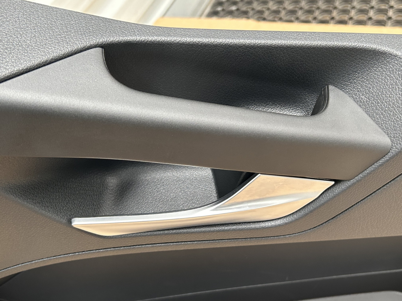 MERCEDES DOOR UPHOLSTERY SIDE RIGHT AROCS ACTROS MP4 MP5 - Durys ir dalys: foto 3 MERCEDES DOOR UPHOLSTERY SIDE RIGHT AROCS ACTROS MP4 MP5 - Durys ir dalys: foto 3
