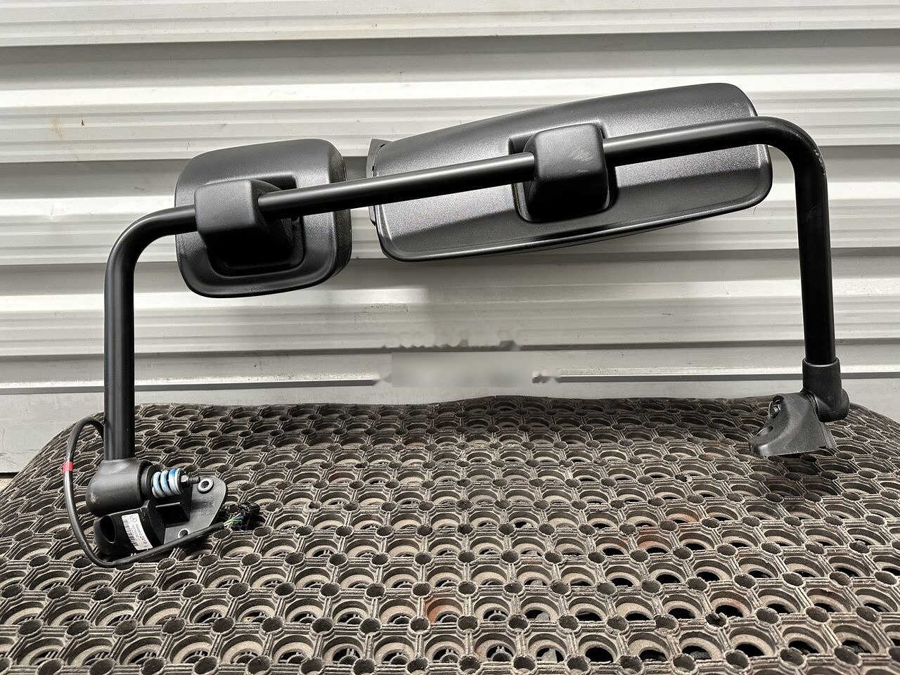 Mercedes-Benz ATEGO A9408102419 Mercedes-Benz truck - Galinio vaizdo veidrodis - Sunkvežimis: foto 2 Mercedes-Benz ATEGO A9408102419 Mercedes-Benz truck - Galinio vaizdo veidrodis - Sunkvežimis: foto 2