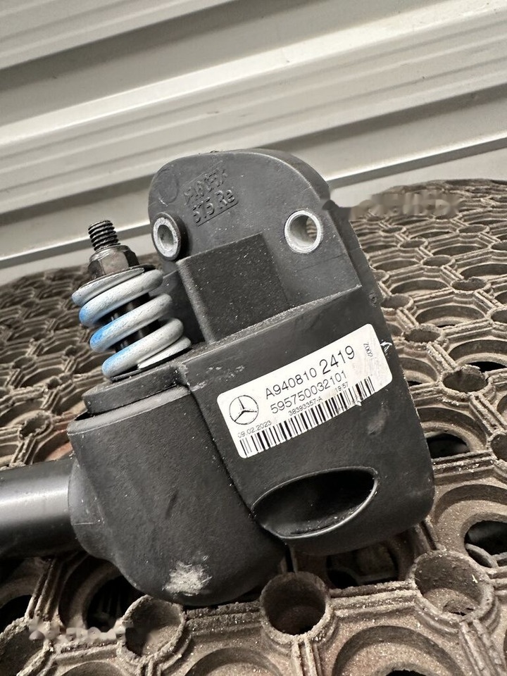 Mercedes-Benz ATEGO A9408102419 Mercedes-Benz truck - Galinio vaizdo veidrodis - Sunkvežimis: foto 3 Mercedes-Benz ATEGO A9408102419 Mercedes-Benz truck - Galinio vaizdo veidrodis - Sunkvežimis: foto 3