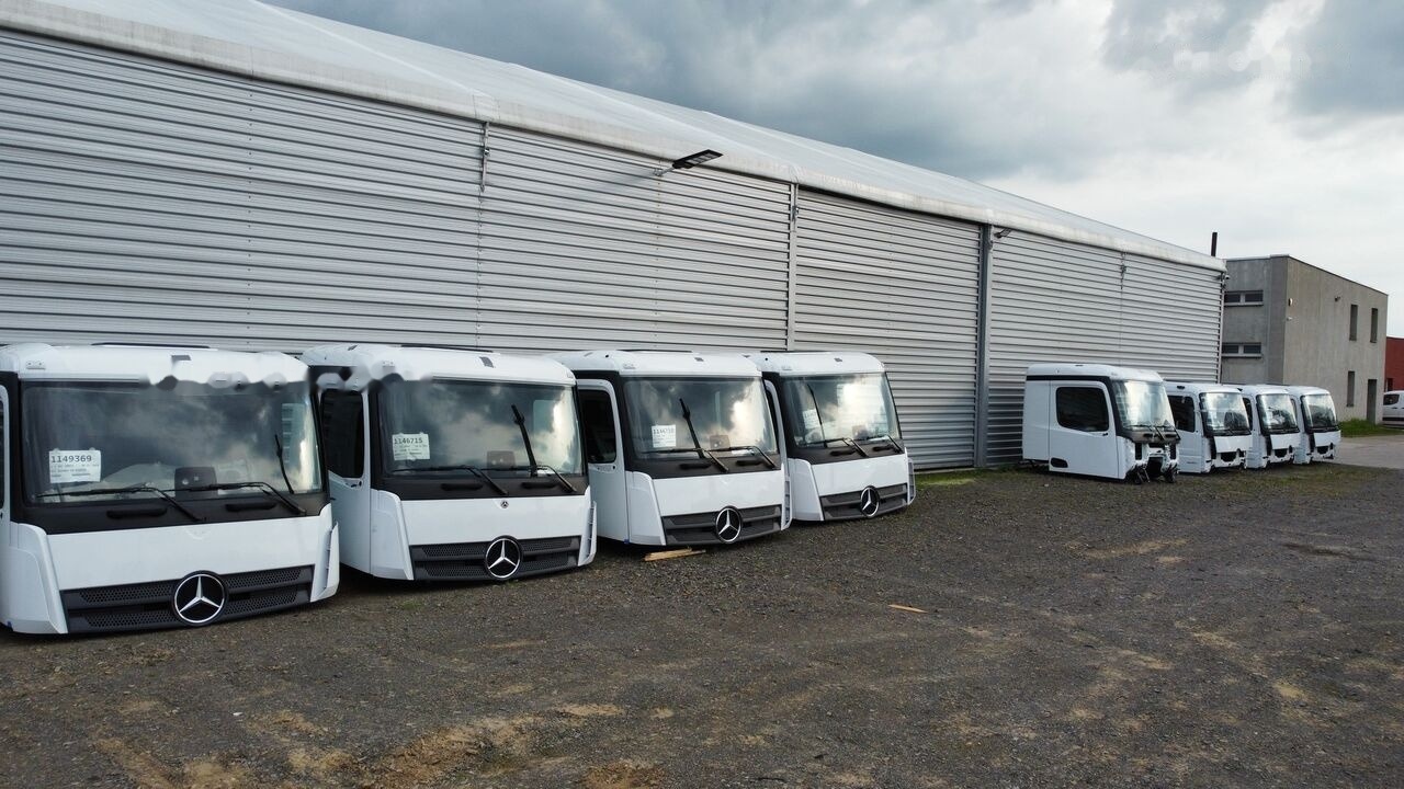 Mercedes-Benz M ClassicSpace Arocs for Mercedes-Benz ACTROS ANTOS AXOR M classic space 170mm Fahrerhaus - Kabina: foto 2 Mercedes-Benz M ClassicSpace Arocs for Mercedes-Benz ACTROS ANTOS AXOR M classic space 170mm Fahrerhaus - Kabina: foto 2