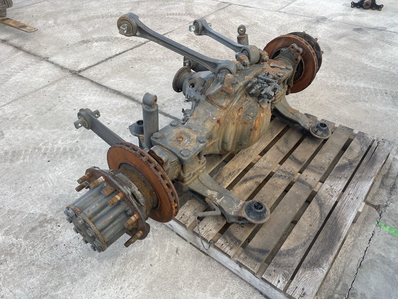 Mercedes-Benz R440-13 2.277   Mercedes-Benz MP4 truck - Galinė ašis - Sunkvežimis: foto 4 Mercedes-Benz R440-13 2.277   Mercedes-Benz MP4 truck - Galinė ašis - Sunkvežimis: foto 4