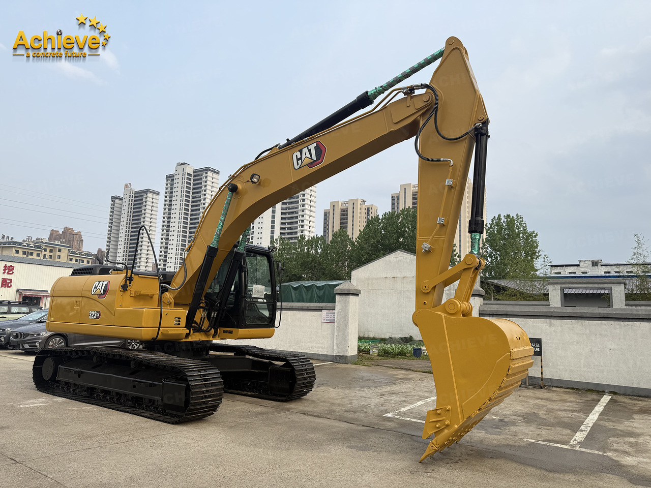 CATERPILLAR 2021 3100h 323GX Net Power - ISO 9249 123.7 kW Operating weight 21800 kg Maximum digging depth 6660 mm【ACHIEVE】 TOP CONDITION!!! - Vikšrinis ekskavatorius: foto 1 CATERPILLAR 2021 3100h 323GX Net Power - ISO 9249 123.7 kW Operating weight 21800 kg Maximum digging depth 6660 mm【ACHIEVE】 TOP CONDITION!!! - Vikšrinis ekskavatorius: foto 1