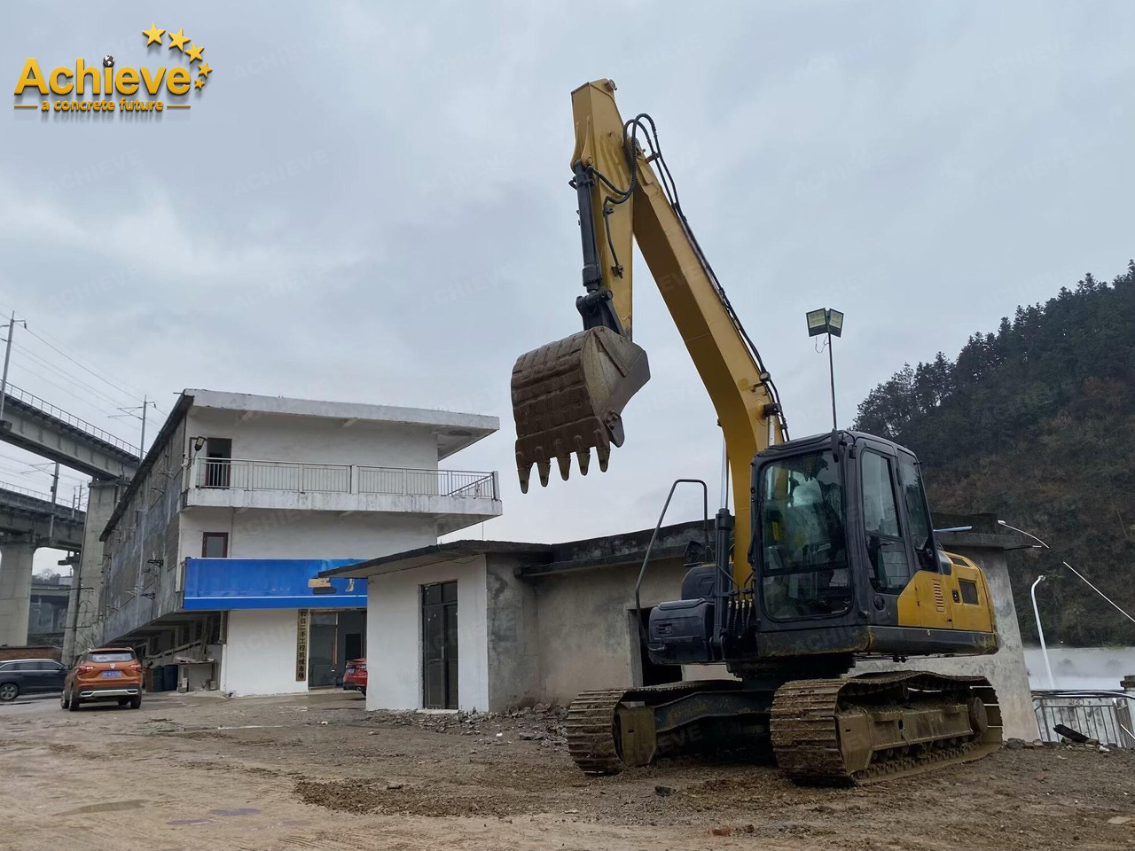 XCMG XE135D 0.32-0.61(0.52) m³ 86/2200 kw/rpm QSF3.8 260 L 99.1 kN 【ACHIEVE】 TOP CONDITION!!! - Vikšrinis ekskavatorius: foto 5 XCMG XE135D 0.32-0.61(0.52) m³ 86/2200 kw/rpm QSF3.8 260 L 99.1 kN 【ACHIEVE】 TOP CONDITION!!! - Vikšrinis ekskavatorius: foto 5